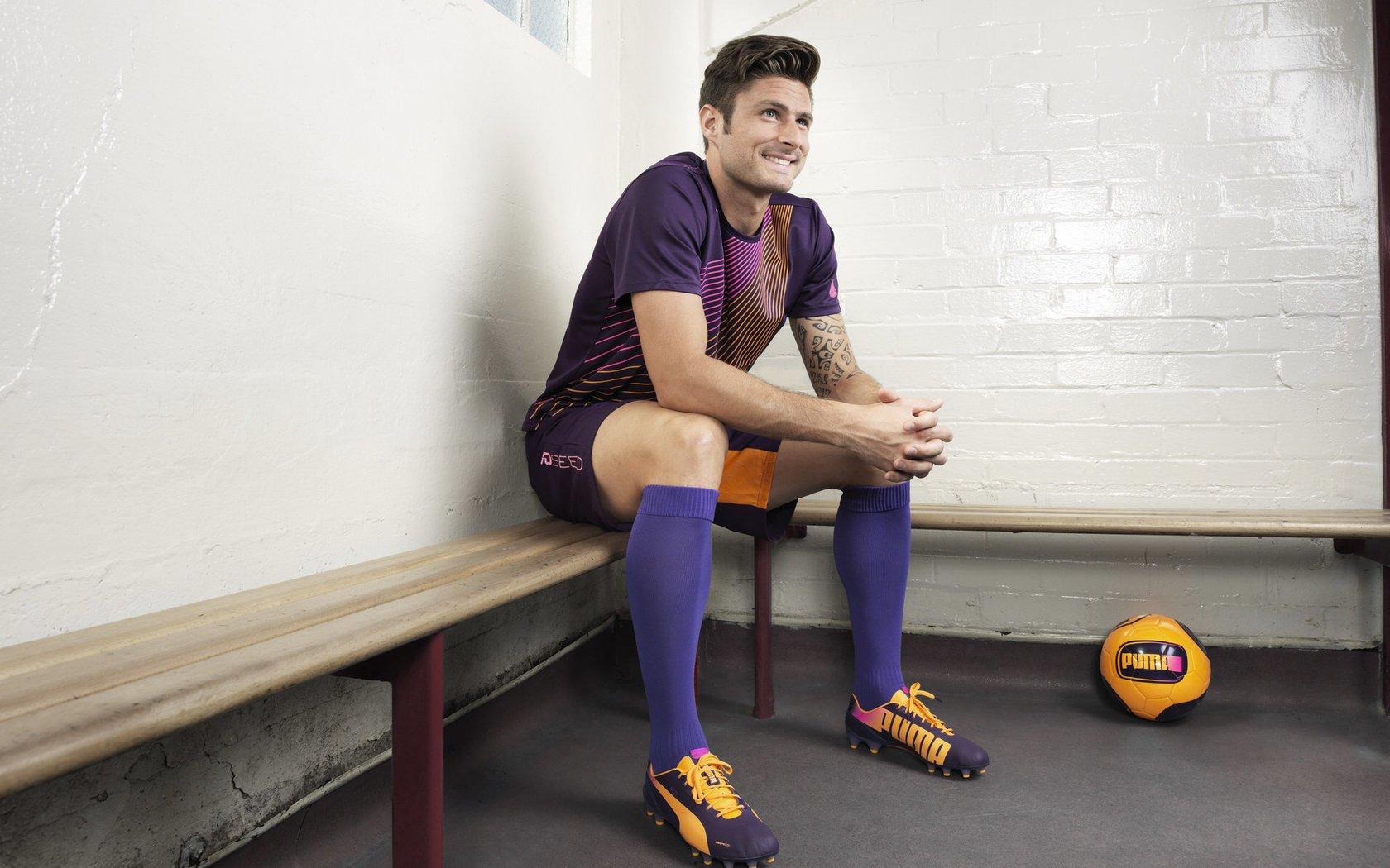 范迪克,对付他们我绰绰有余,红军后防核心再显定海神针本色